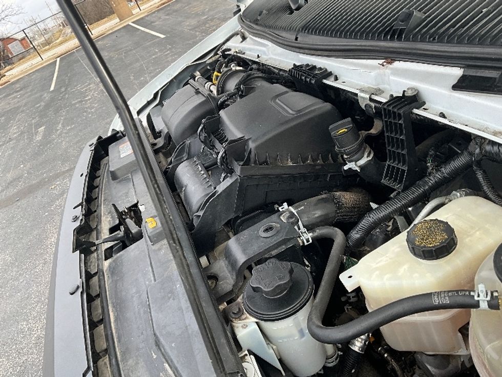 Light Duty Box Truck-Light and Medium Duty Trucks-Ford-2022-E350-Springfield-MO-102,717\n\t\tmiles-$ 30,000 - Image 22