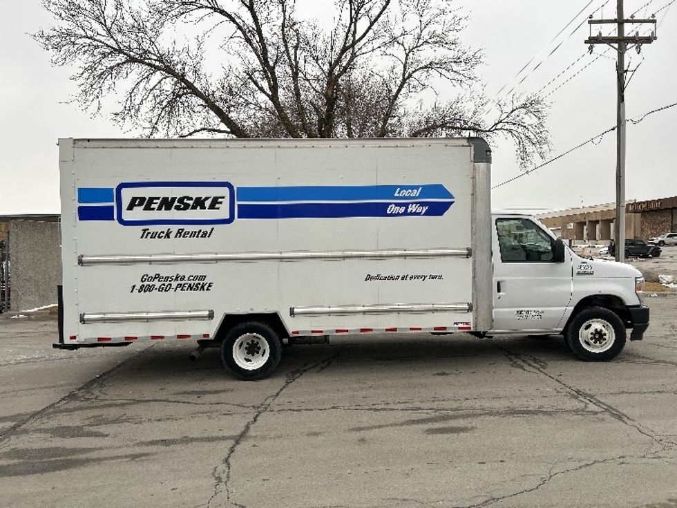 Light Duty Box Truck-Light and Medium Duty Trucks-Ford-2022-E350-Springfield-MO-104,303\n\t\tmiles-$ 29,750 - Image 15