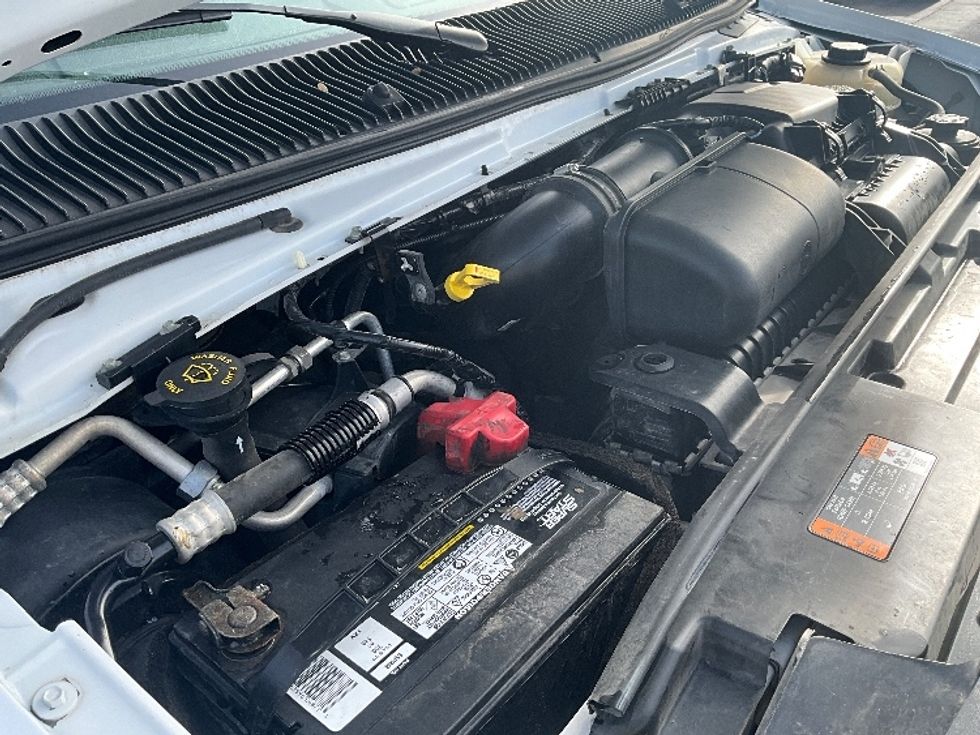 Light Duty Box Truck-Light and Medium Duty Trucks-Ford-2022-E350-Springfield-MO-104,303\n\t\tmiles-$ 29,750 - Image 23