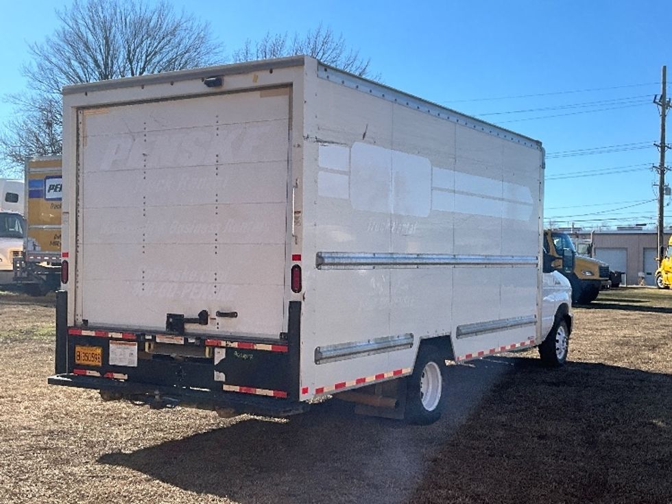Light Duty Box Truck-Light and Medium Duty Trucks-Ford-2022-E350-Springfield-MO-104,716\n\t\tmiles-$ 29,750 - Image 11