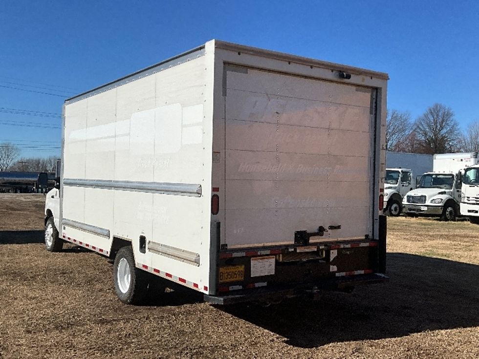 Light Duty Box Truck-Light and Medium Duty Trucks-Ford-2022-E350-Springfield-MO-104,716\n\t\tmiles-$ 29,750 - Image 6