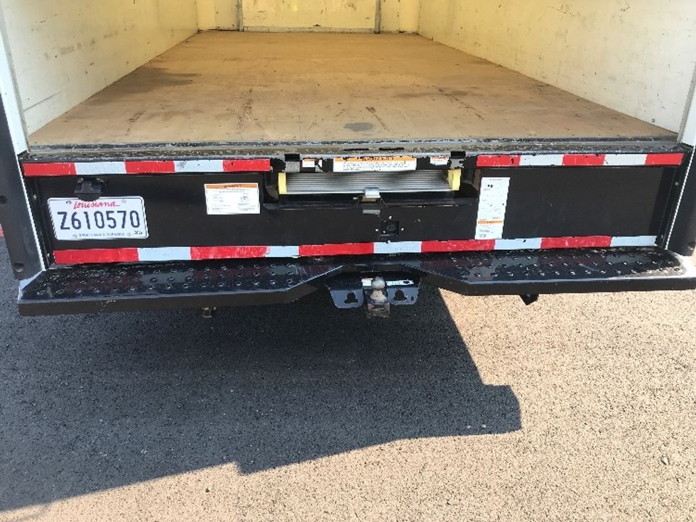 Light Duty Box Truck-Light and Medium Duty Trucks-Ford-2022-E350-Springfield-MO-120,764\n\t\tmiles-$ 27,000 - Image 10