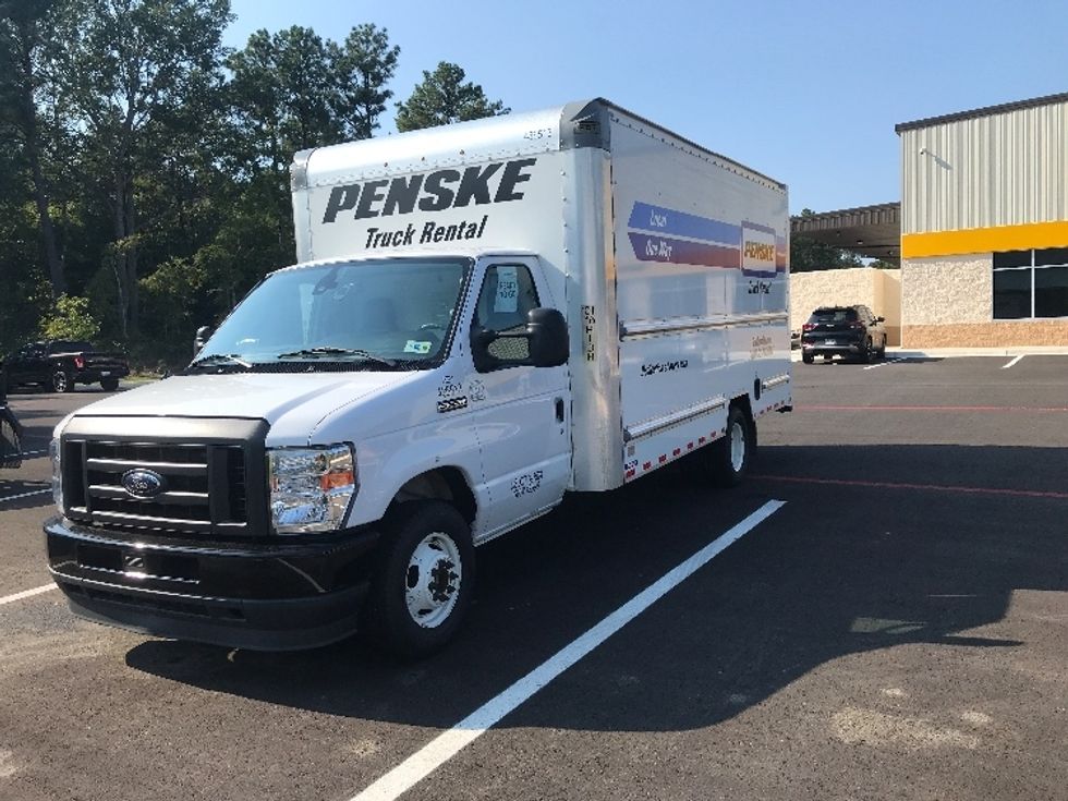 Light Duty Box Truck-Light and Medium Duty Trucks-Ford-2022-E350-Springfield-MO-120,764\n\t\tmiles-$ 27,000 - Image 3