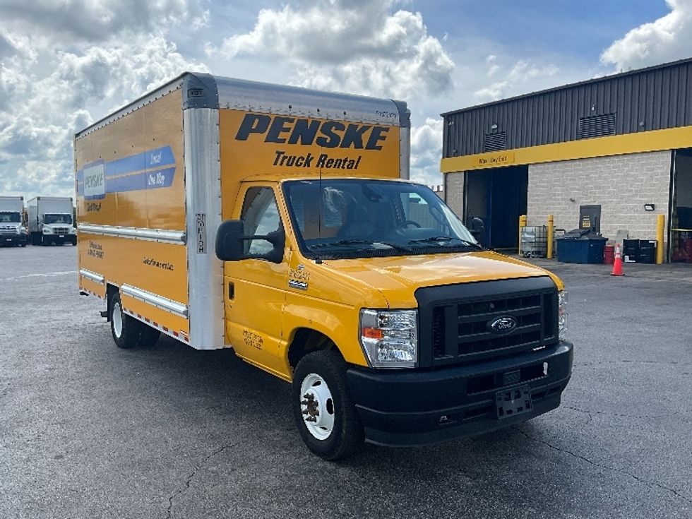 Light Duty Box Truck-Light and Medium Duty Trucks-Ford-2022-E350-Springfield-MO-126,496\n\t\tmiles-$ 25,500 - Image 1
