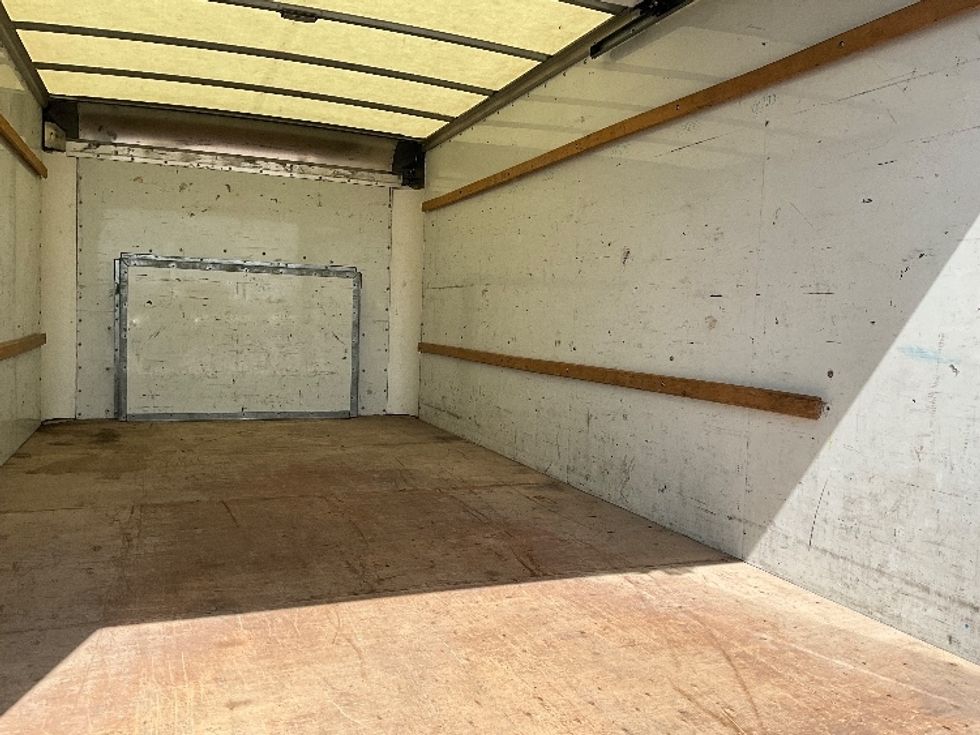 Light Duty Box Truck-Light and Medium Duty Trucks-Ford-2022-E350-Springfield-MO-126,496\n\t\tmiles-$ 25,500 - Image 11