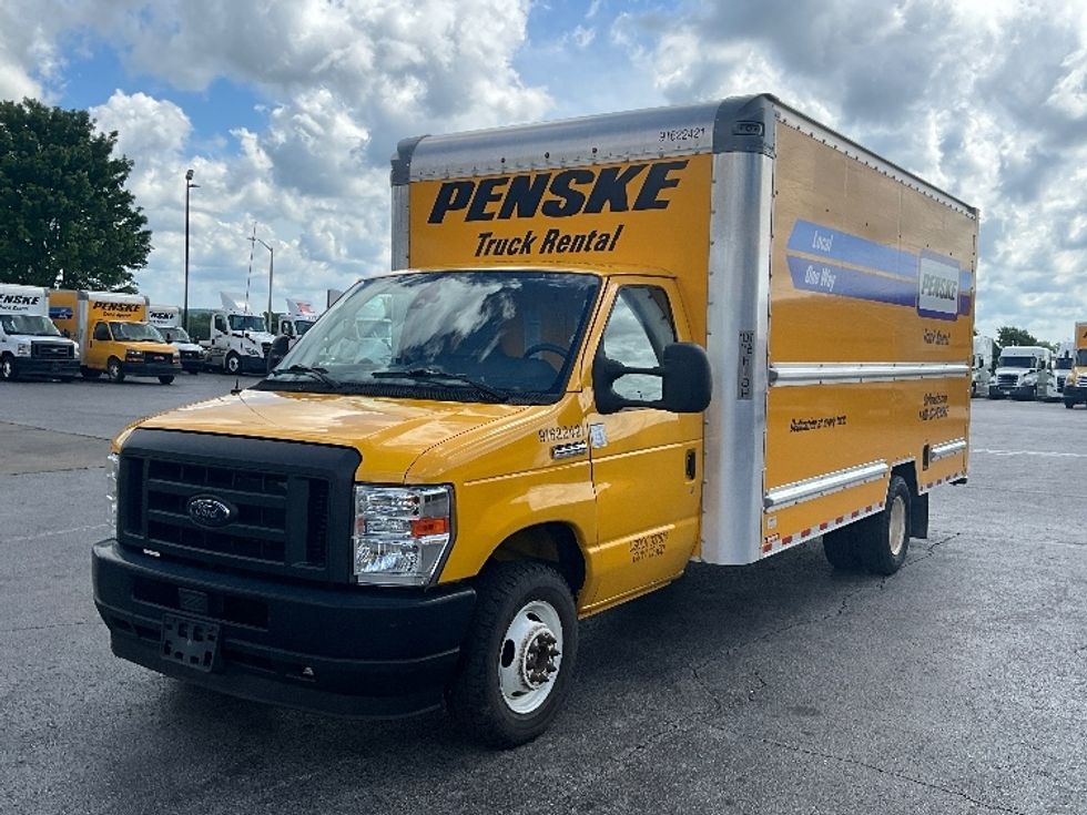 Light Duty Box Truck-Light and Medium Duty Trucks-Ford-2022-E350-Springfield-MO-126,496\n\t\tmiles-$ 25,500 - Image 3