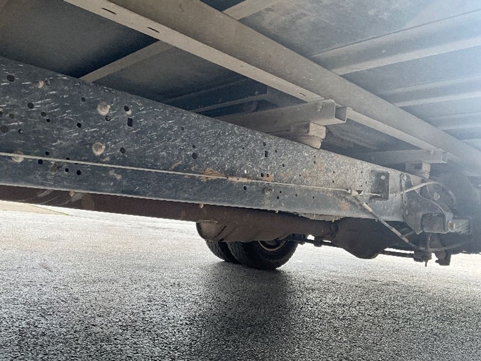 Light Duty Box Truck-Light and Medium Duty Trucks-Ford-2022-E350-Springfield-MO-126,496\n\t\tmiles-$ 25,500 - Image 5