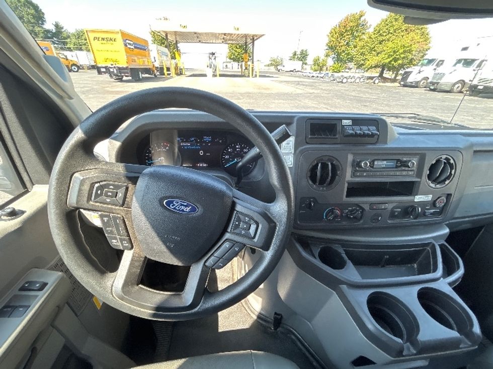 Light Duty Box Truck-Light and Medium Duty Trucks-Ford-2022-E350-Springfield-MO-168,984\n\t\tmiles-$ 20,000 - Image 18
