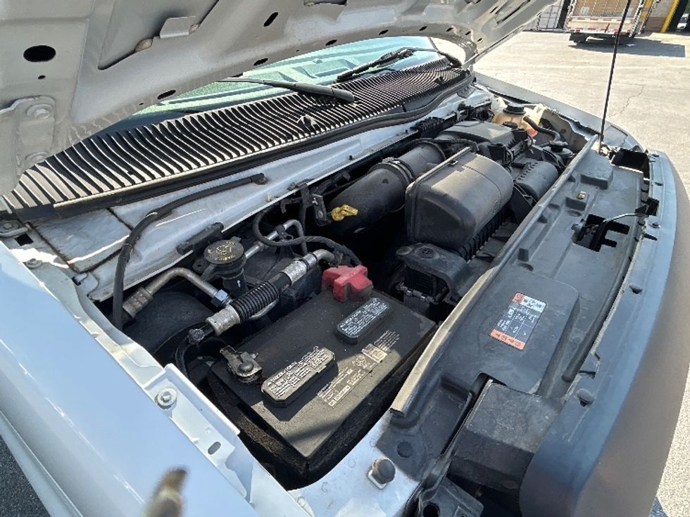 Light Duty Box Truck-Light and Medium Duty Trucks-Ford-2022-E350-Springfield-MO-168,984\n\t\tmiles-$ 20,000 - Image 23
