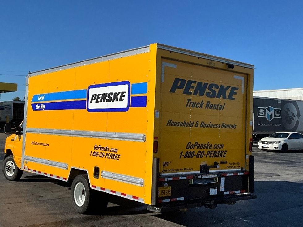 Light Duty Box Truck-Light and Medium Duty Trucks-Ford-2022-E350-Springfield-MO-97,349\n\t\tmiles-$ 27,250 - Image 6