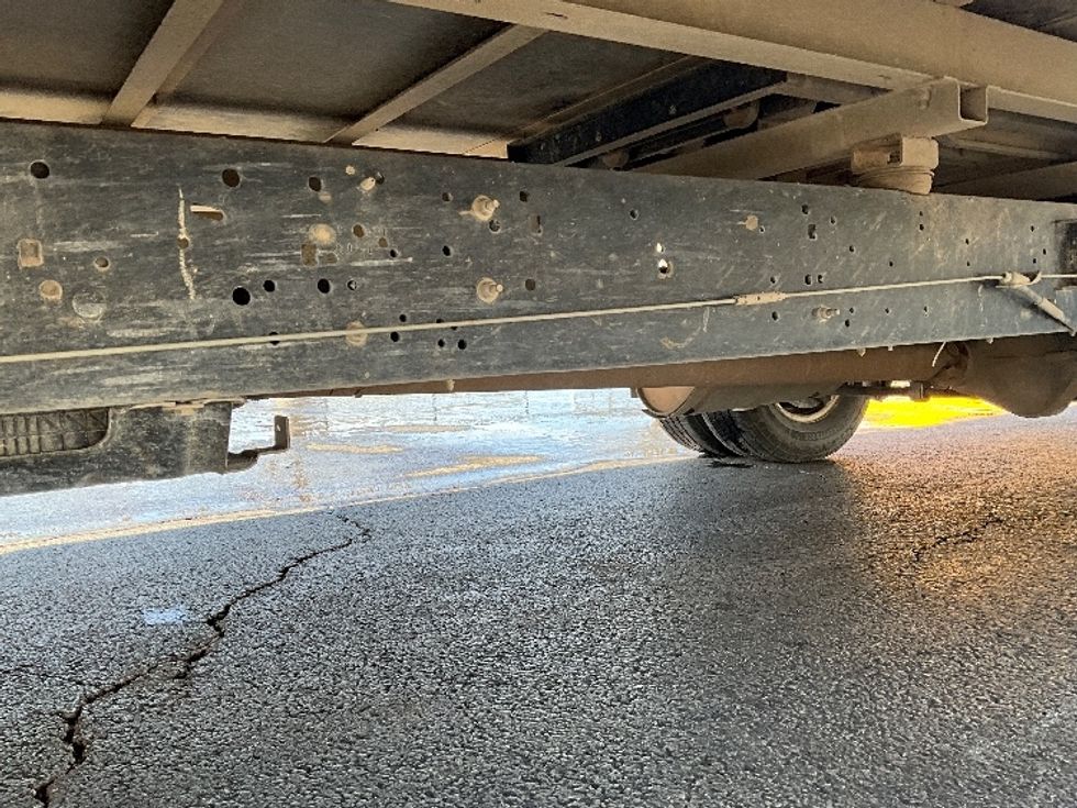 Light Duty Box Truck-Light and Medium Duty Trucks-Ford-2022-E350-Springfield-MO-97,393\n\t\tmiles-$ 28,000 - Image 5