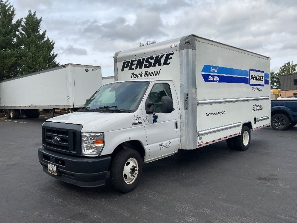 Light Duty Box Truck-Light and Medium Duty Trucks-Ford-2022-E350-Sterling-VA-63,911\n\t\tmiles-$ 39,750 - Image 1