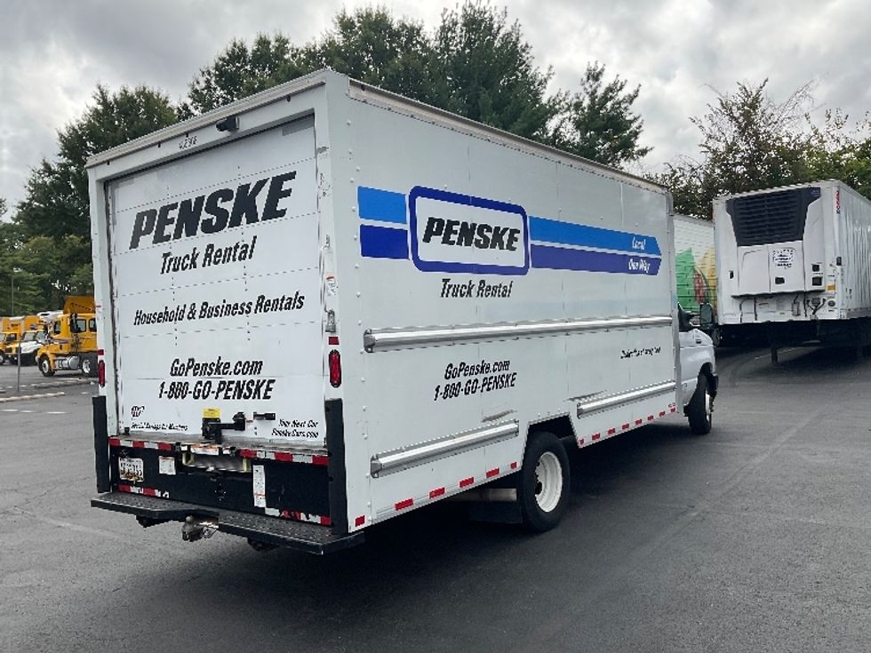 Light Duty Box Truck-Light and Medium Duty Trucks-Ford-2022-E350-Sterling-VA-63,911\n\t\tmiles-$ 39,750 - Image 6