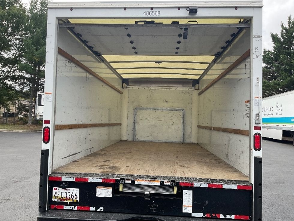 Light Duty Box Truck-Light and Medium Duty Trucks-Ford-2022-E350-Sterling-VA-63,911\n\t\tmiles-$ 39,750 - Image 8