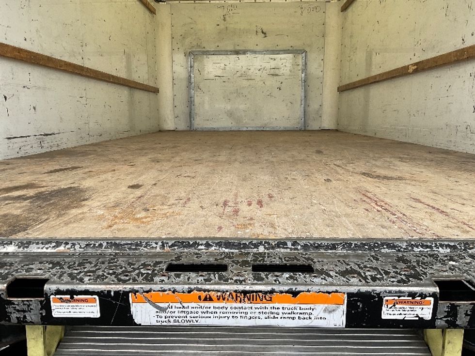 Light Duty Box Truck-Light and Medium Duty Trucks-Ford-2022-E350-Sterling-VA-63,911\n\t\tmiles-$ 39,750 - Image 9