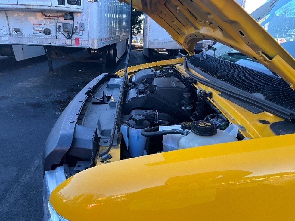 Light Duty Box Truck-Light and Medium Duty Trucks-Ford-2022-E350-Sterling-VA-69,777\n\t\tmiles-$ 31,750 - Image 24