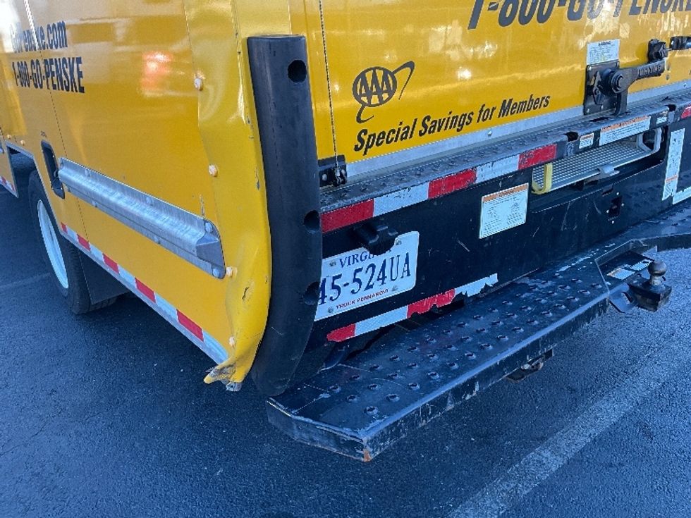 Light Duty Box Truck-Light and Medium Duty Trucks-Ford-2022-E350-Sterling-VA-69,777\n\t\tmiles-$ 31,750 - Image 25