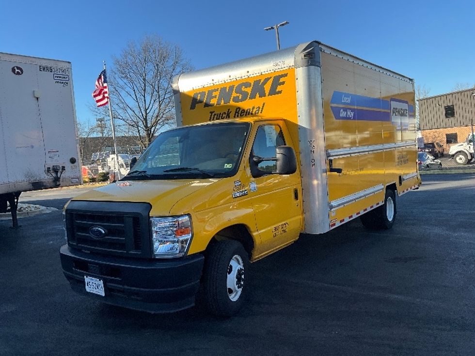 Light Duty Box Truck-Light and Medium Duty Trucks-Ford-2022-E350-Sterling-VA-69,777\n\t\tmiles-$ 31,750 - Image 3