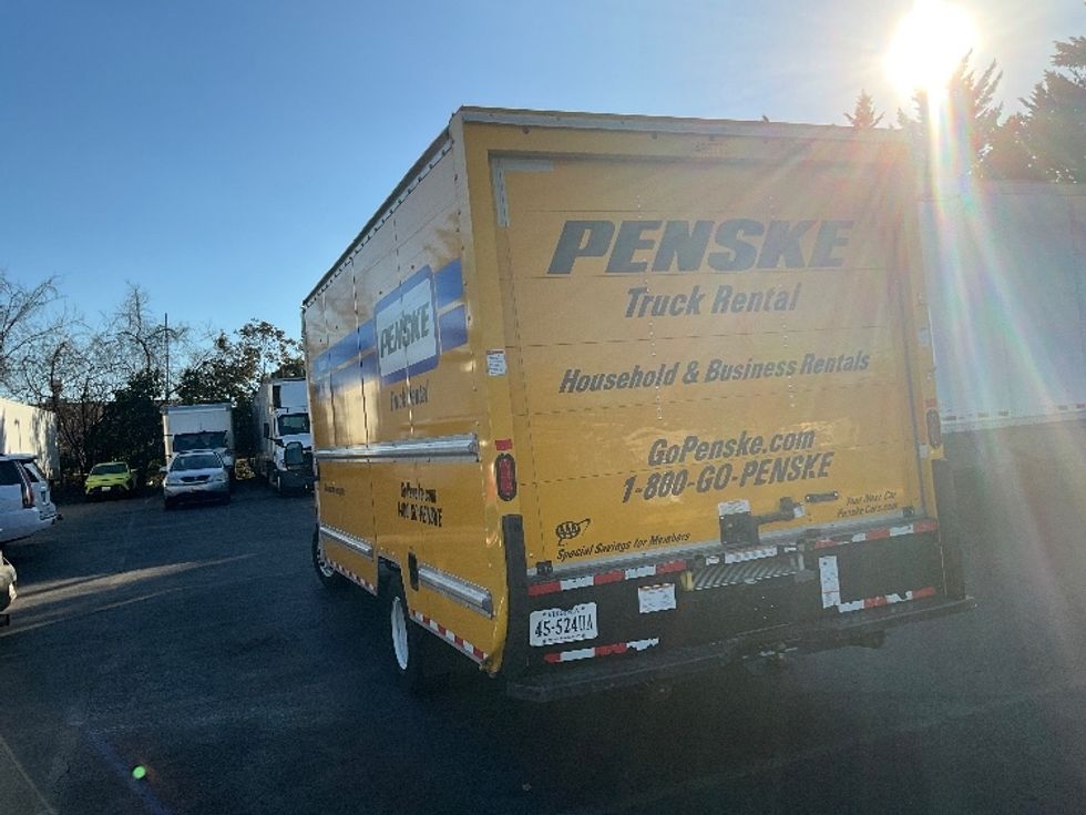 Light Duty Box Truck-Light and Medium Duty Trucks-Ford-2022-E350-Sterling-VA-69,777\n\t\tmiles-$ 31,750 - Image 6