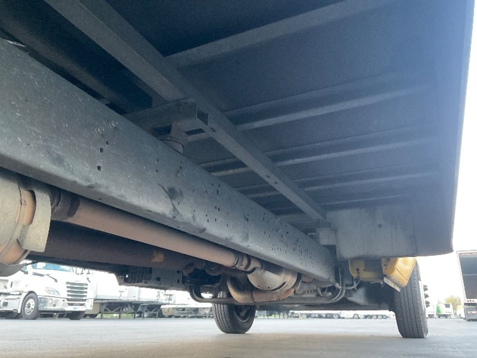 Light Duty Box Truck-Light and Medium Duty Trucks-Ford-2022-E350-Stockton-CA-100,712\n\t\tmiles-$ 28,250 - Image 14