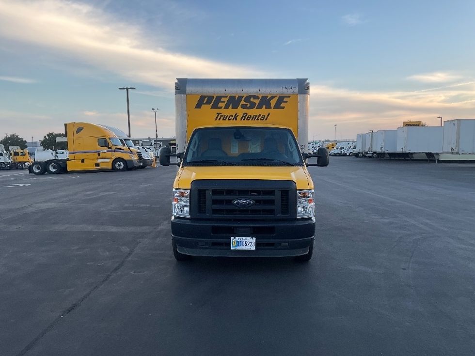 Light Duty Box Truck-Light and Medium Duty Trucks-Ford-2022-E350-Stockton-CA-100,712\n\t\tmiles-$ 28,250 - Image 2