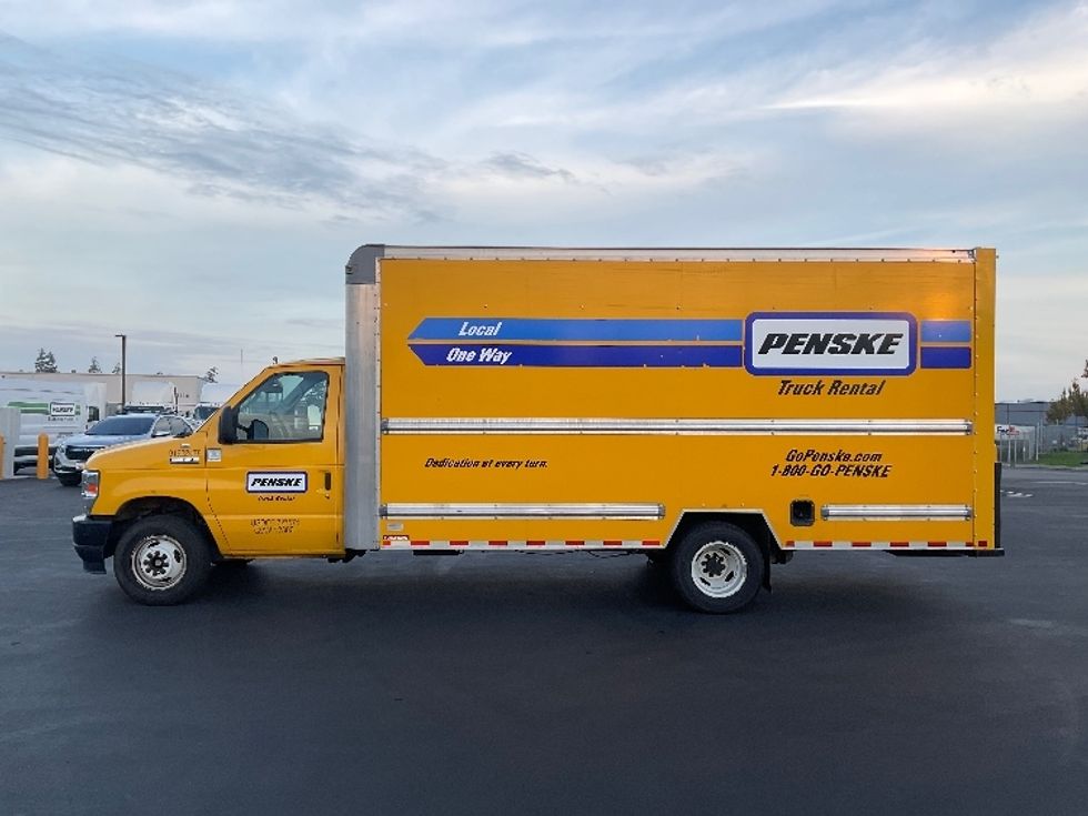Light Duty Box Truck-Light and Medium Duty Trucks-Ford-2022-E350-Stockton-CA-100,712\n\t\tmiles-$ 28,250 - Image 4