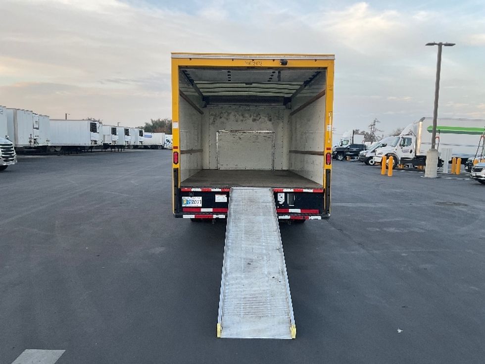 Light Duty Box Truck-Light and Medium Duty Trucks-Ford-2022-E350-Stockton-CA-100,712\n\t\tmiles-$ 28,250 - Image 9