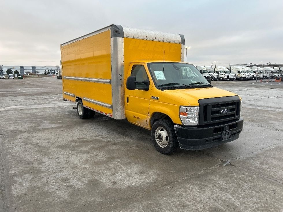 Light Duty Box Truck-Light and Medium Duty Trucks-Ford-2022-E350-Sturtevant-WI-100,506\n\t\tmiles-$ 28,250 - Image 1