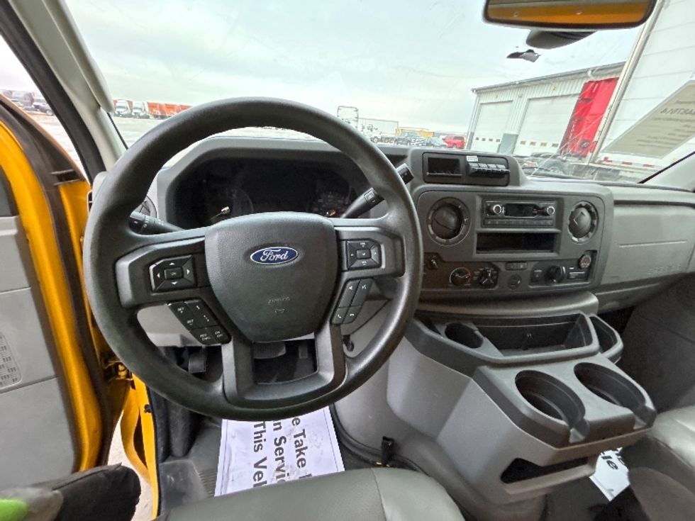 Light Duty Box Truck-Light and Medium Duty Trucks-Ford-2022-E350-Sturtevant-WI-100,506\n\t\tmiles-$ 28,250 - Image 17
