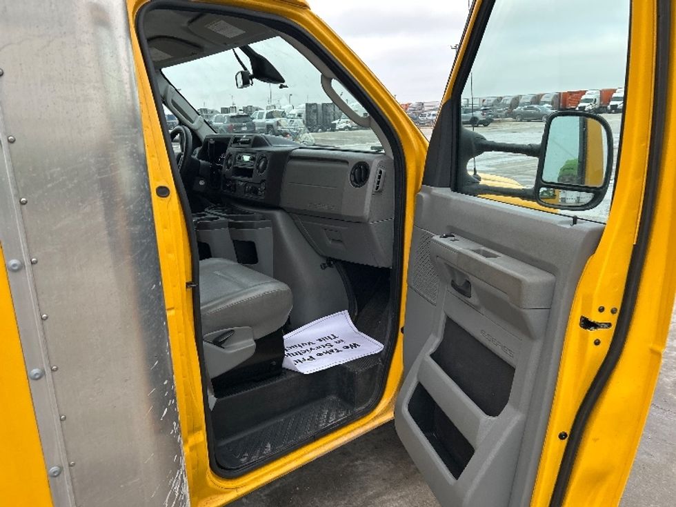 Light Duty Box Truck-Light and Medium Duty Trucks-Ford-2022-E350-Sturtevant-WI-100,506\n\t\tmiles-$ 28,250 - Image 19