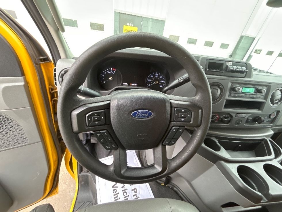 Light Duty Box Truck-Light and Medium Duty Trucks-Ford-2022-E350-Sturtevant-WI-130,819\n\t\tmiles-$ 22,750 - Image 18