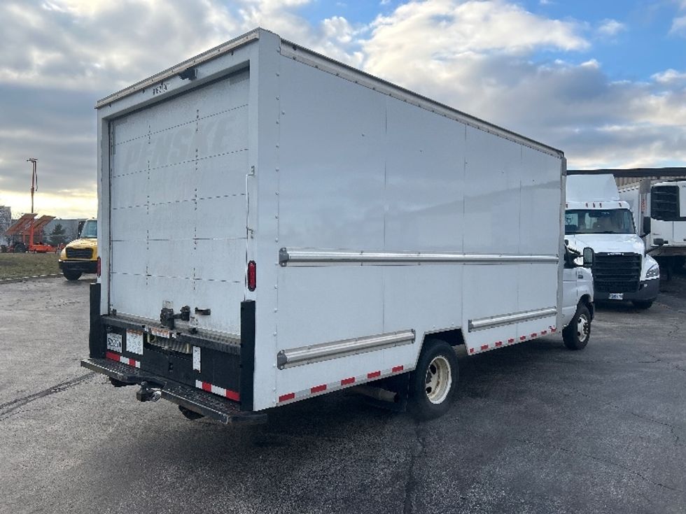 Light Duty Box Truck-Light and Medium Duty Trucks-Ford-2022-E350-Sturtevant-WI-65,947\n\t\tmiles-$ 35,250 - Image 13