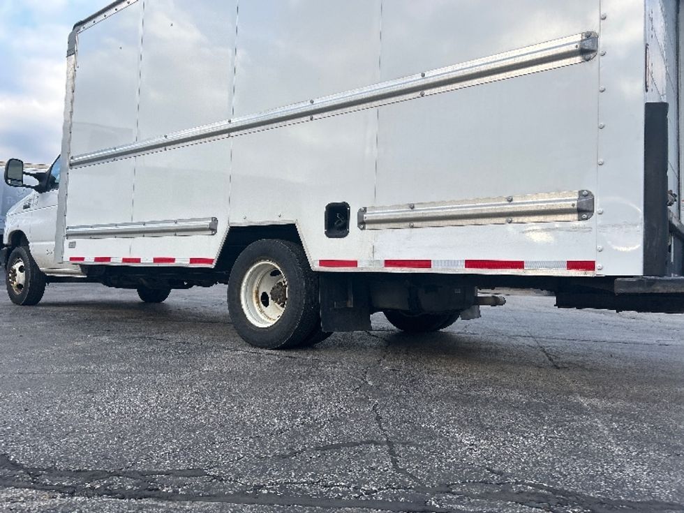 Light Duty Box Truck-Light and Medium Duty Trucks-Ford-2022-E350-Sturtevant-WI-65,947\n\t\tmiles-$ 35,250 - Image 5