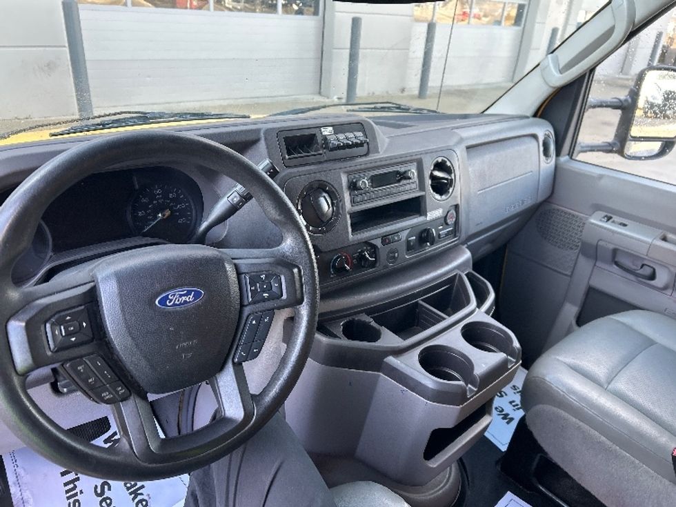 Light Duty Box Truck-Light and Medium Duty Trucks-Ford-2022-E350-Sturtevant-WI-78,627\n\t\tmiles-$ 32,250 - Image 17