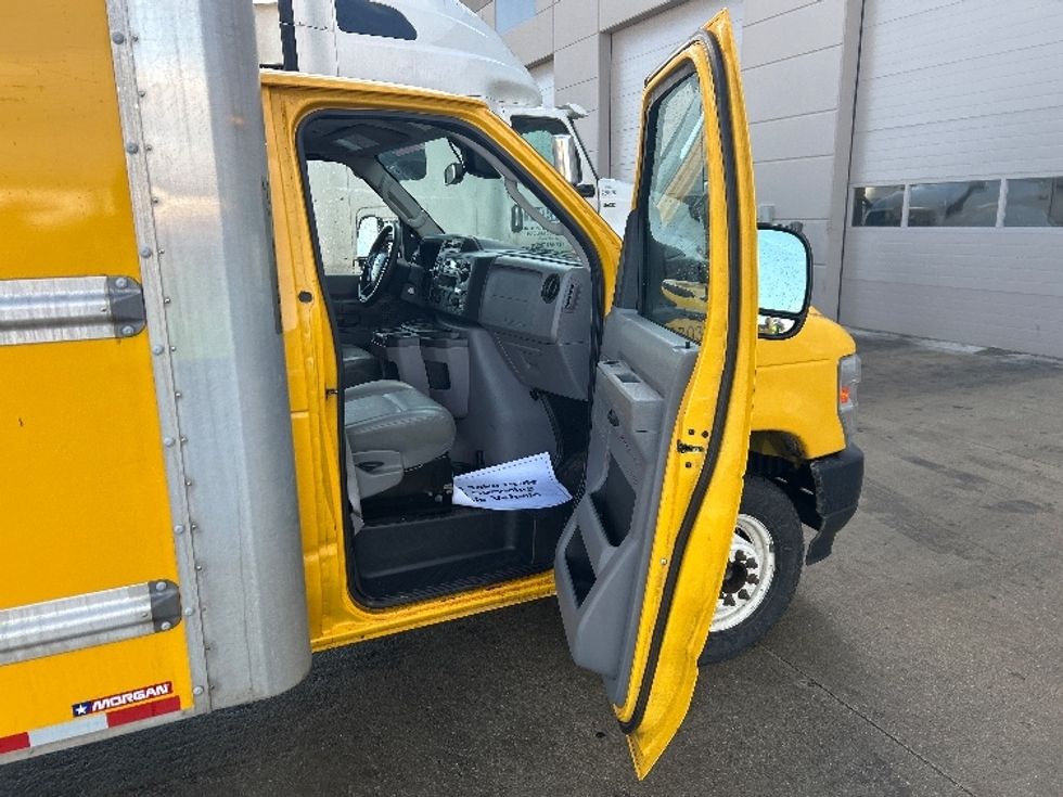 Light Duty Box Truck-Light and Medium Duty Trucks-Ford-2022-E350-Sturtevant-WI-78,627\n\t\tmiles-$ 32,250 - Image 19