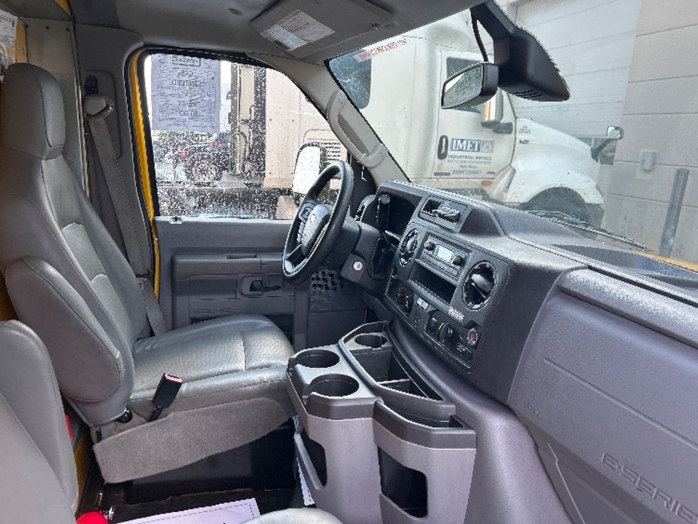 Light Duty Box Truck-Light and Medium Duty Trucks-Ford-2022-E350-Sturtevant-WI-78,627\n\t\tmiles-$ 32,250 - Image 21