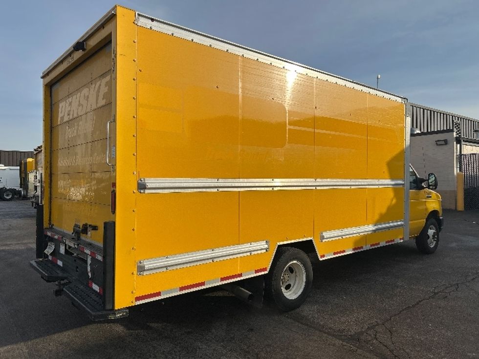 Light Duty Box Truck-Light and Medium Duty Trucks-Ford-2022-E350-Sturtevant-WI-86,885\n\t\tmiles-$ 30,000 - Image 12
