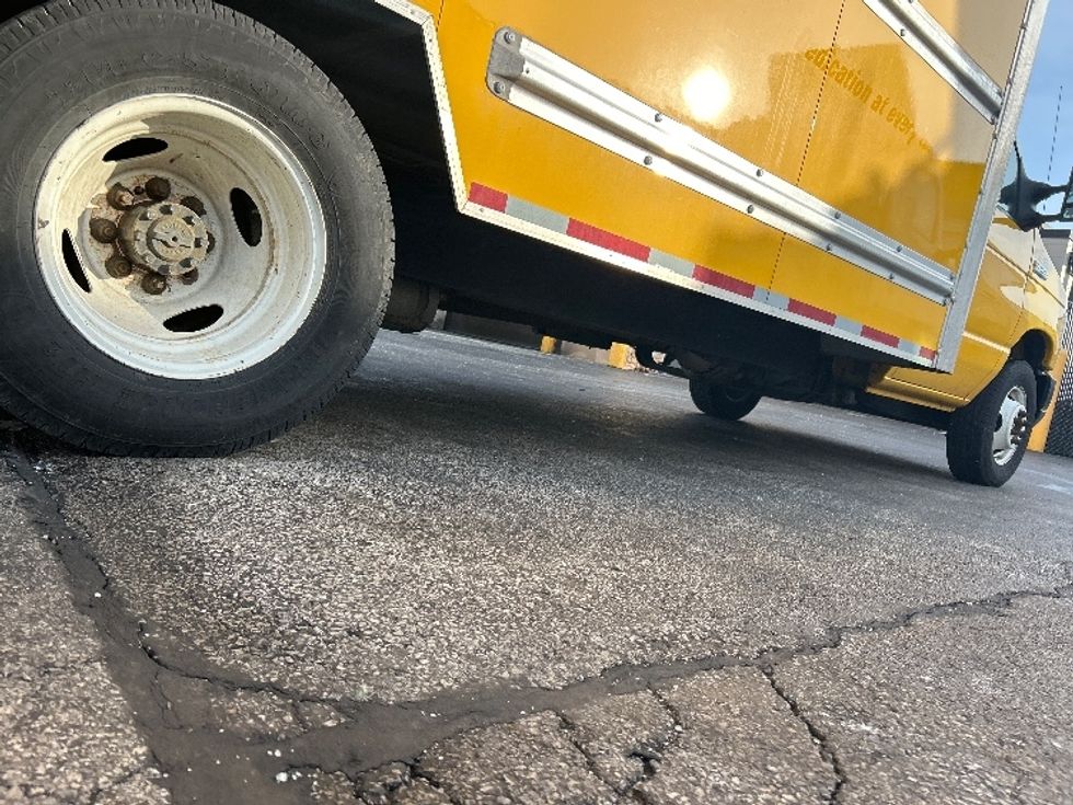 Light Duty Box Truck-Light and Medium Duty Trucks-Ford-2022-E350-Sturtevant-WI-86,885\n\t\tmiles-$ 30,000 - Image 13