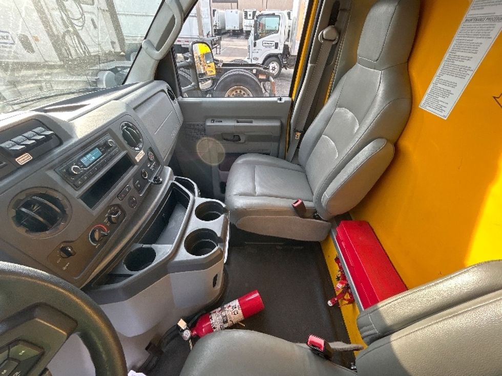 Light Duty Box Truck-Light and Medium Duty Trucks-Ford-2022-E350-Sturtevant-WI-86,885\n\t\tmiles-$ 30,000 - Image 18