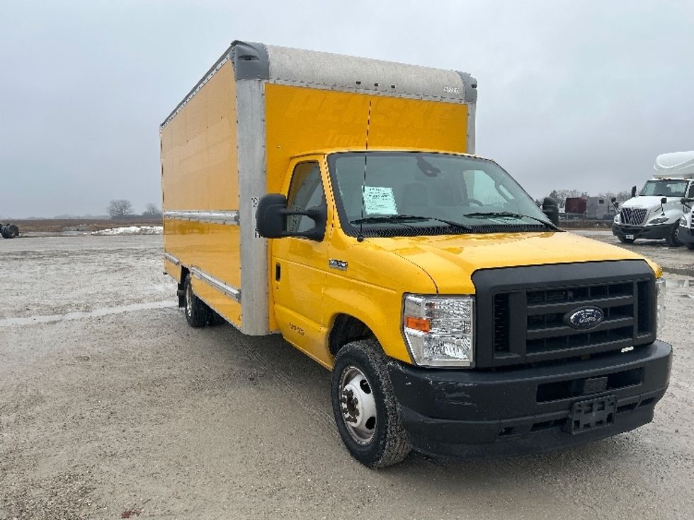 Light Duty Box Truck-Light and Medium Duty Trucks-Ford-2022-E350-Sturtevant-WI-87,411\n\t\tmiles-$ 29,750 - Image 1