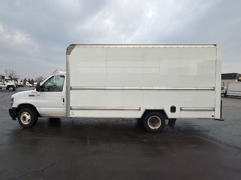 Light Duty Box Truck-Light and Medium Duty Trucks-Ford-2022-E350-Sturtevant-WI-93,047\n\t\tmiles-$ 32,250 - Image 12