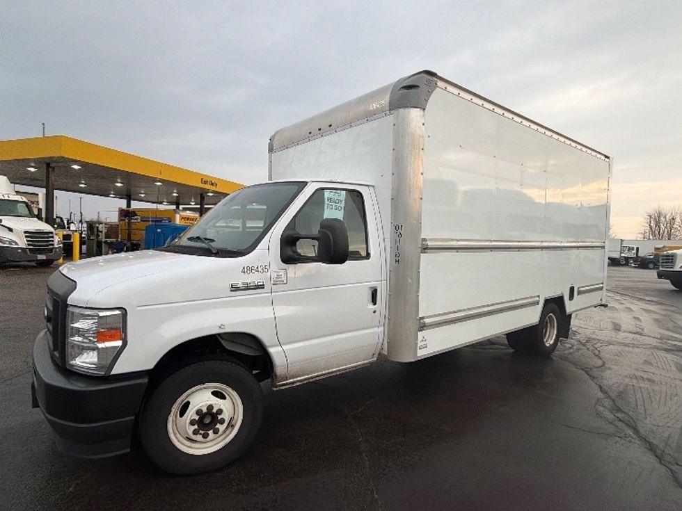 Light Duty Box Truck-Light and Medium Duty Trucks-Ford-2022-E350-Sturtevant-WI-93,047\n\t\tmiles-$ 32,250 - Image 3
