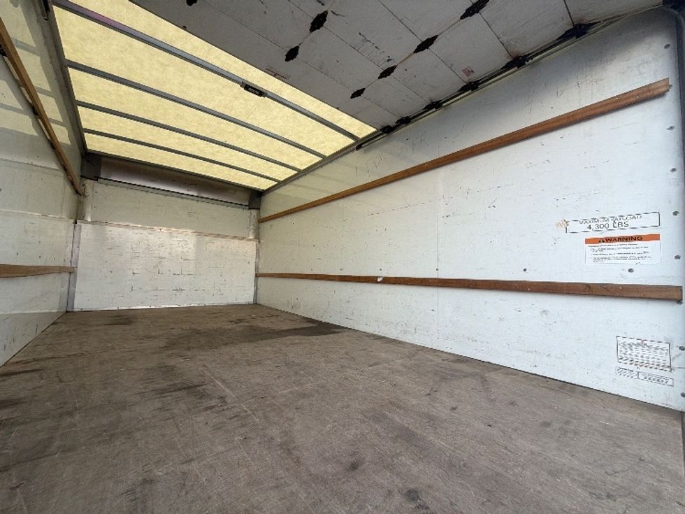 Light Duty Box Truck-Light and Medium Duty Trucks-Ford-2022-E350-Sturtevant-WI-93,047\n\t\tmiles-$ 32,250 - Image 9