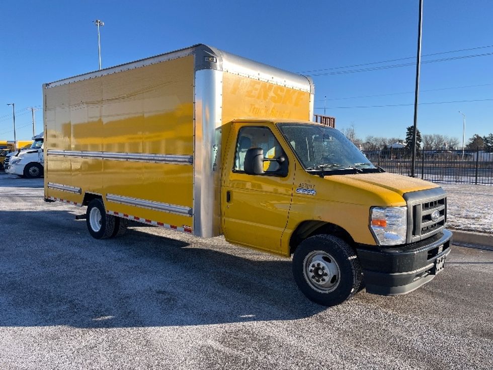 Light Duty Box Truck-Light and Medium Duty Trucks-Ford-2022-E350-Sturtevant-WI-95,413\n\t\tmiles-$ 29,000 - Image 1