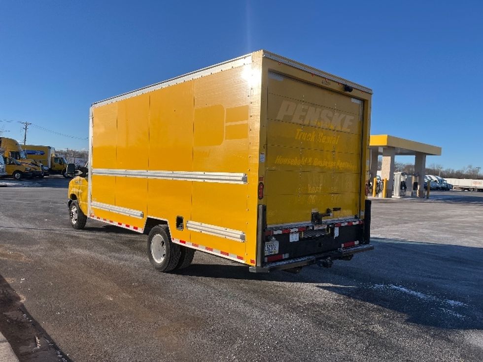 Light Duty Box Truck-Light and Medium Duty Trucks-Ford-2022-E350-Sturtevant-WI-95,413\n\t\tmiles-$ 29,000 - Image 14