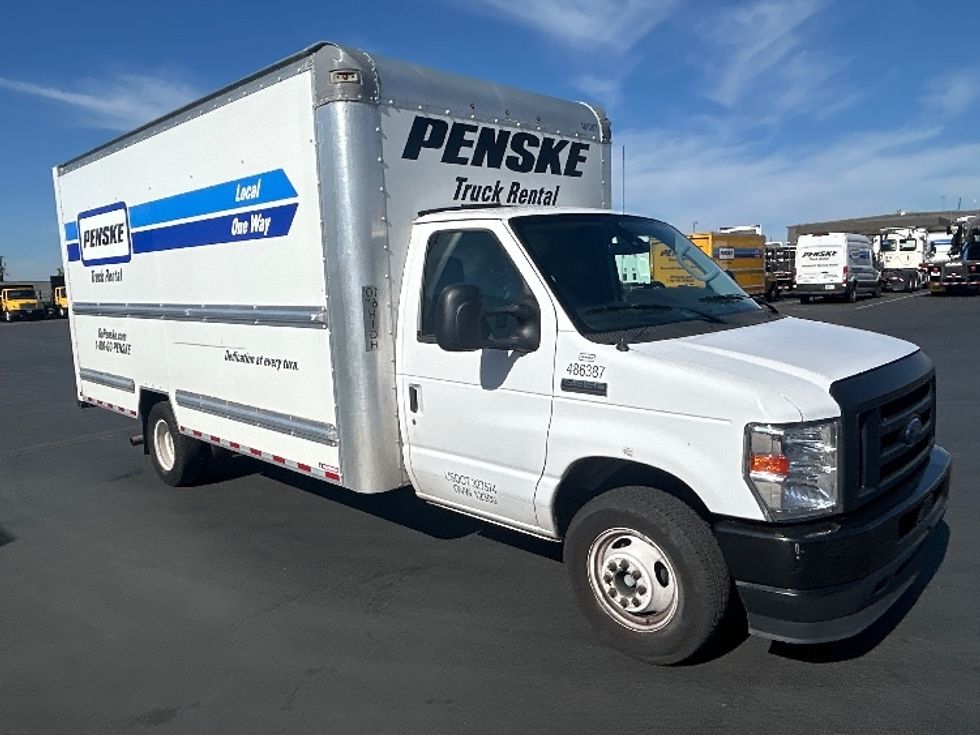Light Duty Box Truck-Light and Medium Duty Trucks-Ford-2022-E350-Sun Valley-CA-134,559\n\t\tmiles-$ 26,250 - Image 1