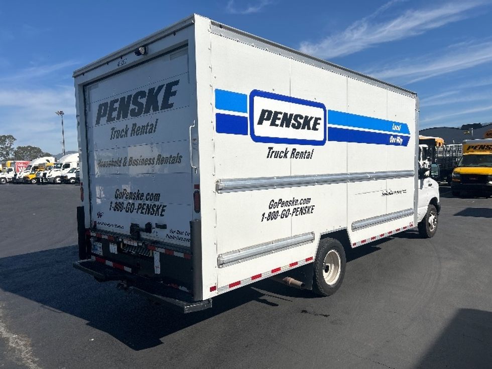 Light Duty Box Truck-Light and Medium Duty Trucks-Ford-2022-E350-Sun Valley-CA-134,559\n\t\tmiles-$ 26,250 - Image 13