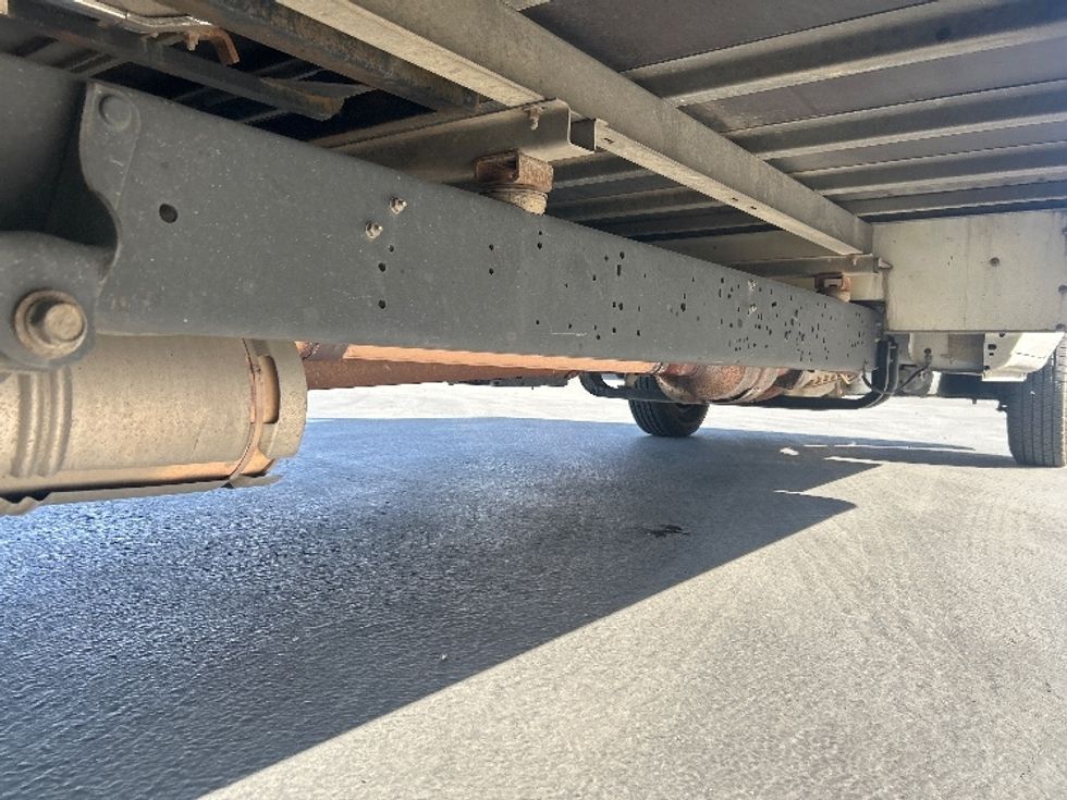 Light Duty Box Truck-Light and Medium Duty Trucks-Ford-2022-E350-Sun Valley-CA-134,559\n\t\tmiles-$ 26,250 - Image 14