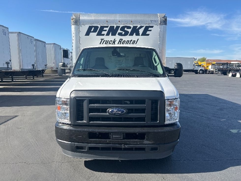 Light Duty Box Truck-Light and Medium Duty Trucks-Ford-2022-E350-Sun Valley-CA-134,559\n\t\tmiles-$ 26,250 - Image 2