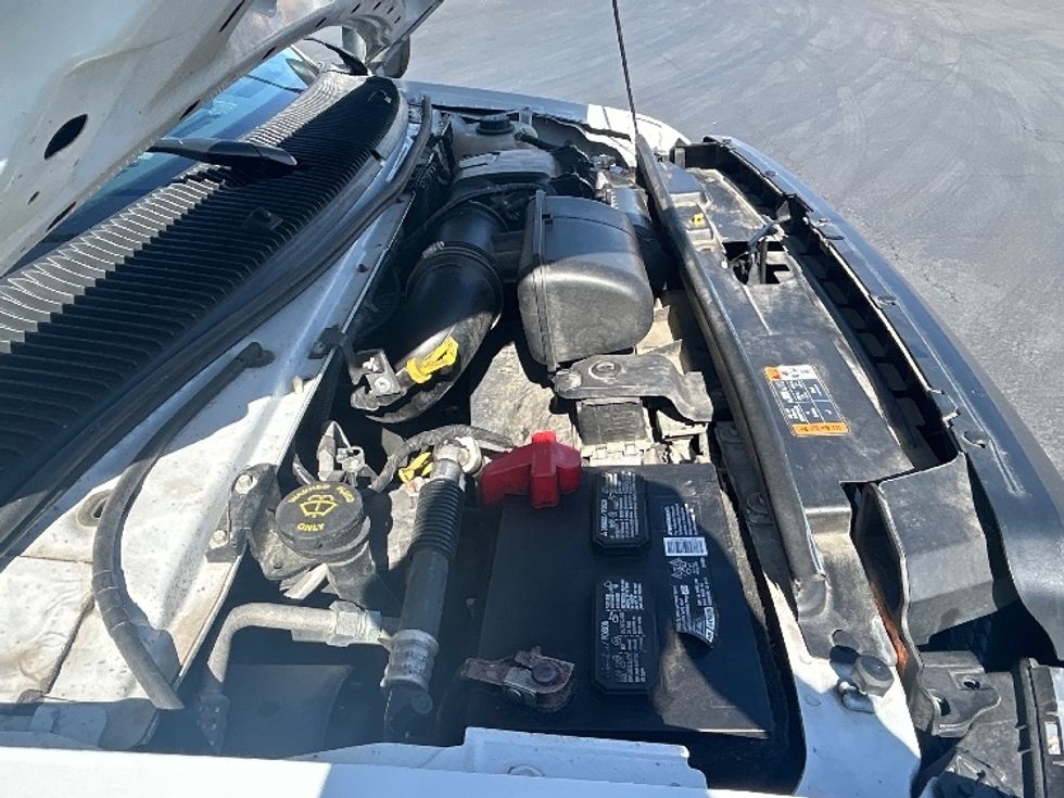 Light Duty Box Truck-Light and Medium Duty Trucks-Ford-2022-E350-Sun Valley-CA-134,559\n\t\tmiles-$ 26,250 - Image 23